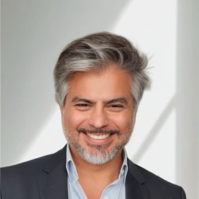 Sasan Ghorbani portrait